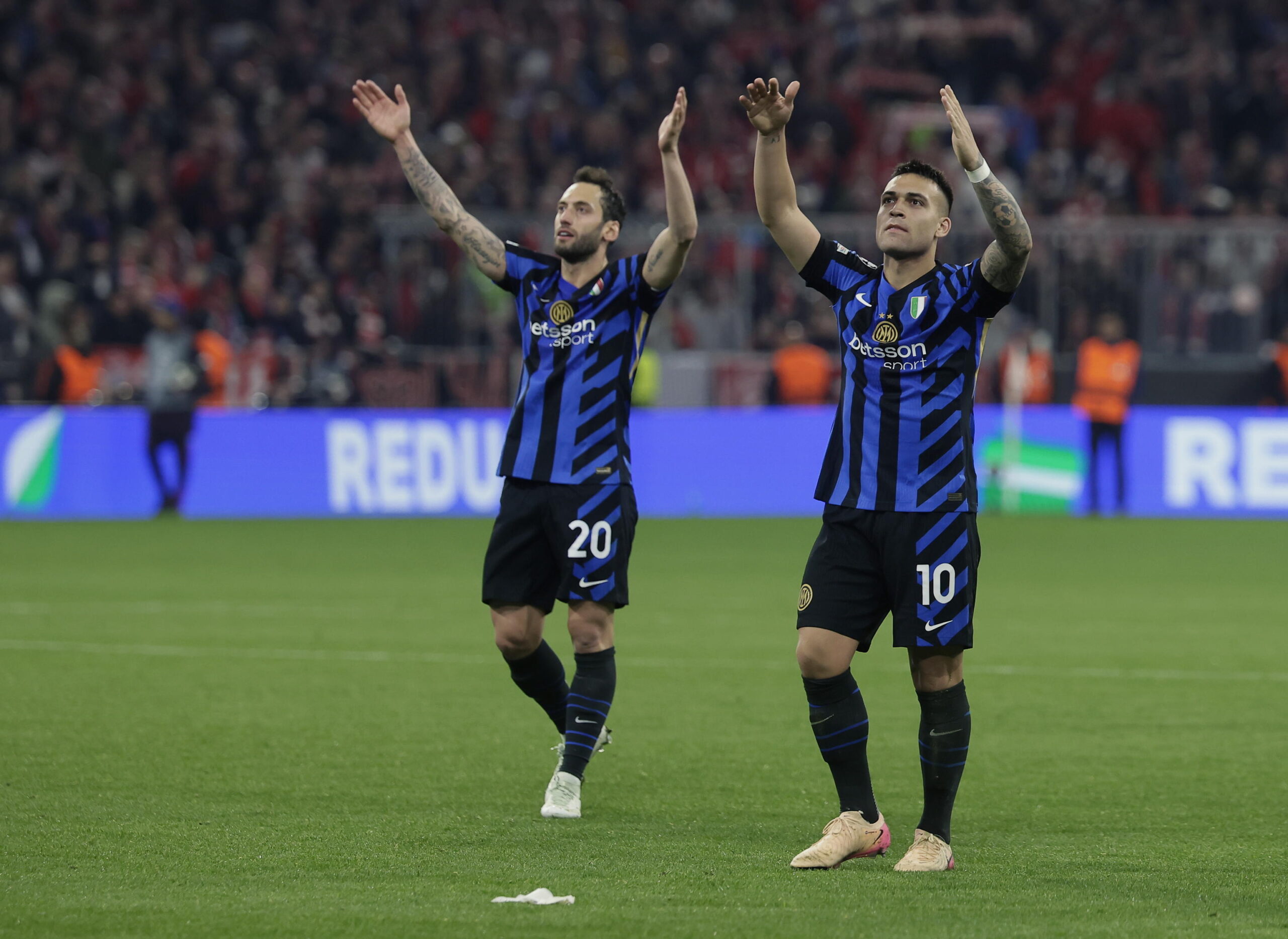 Hakan Calhanoglu 